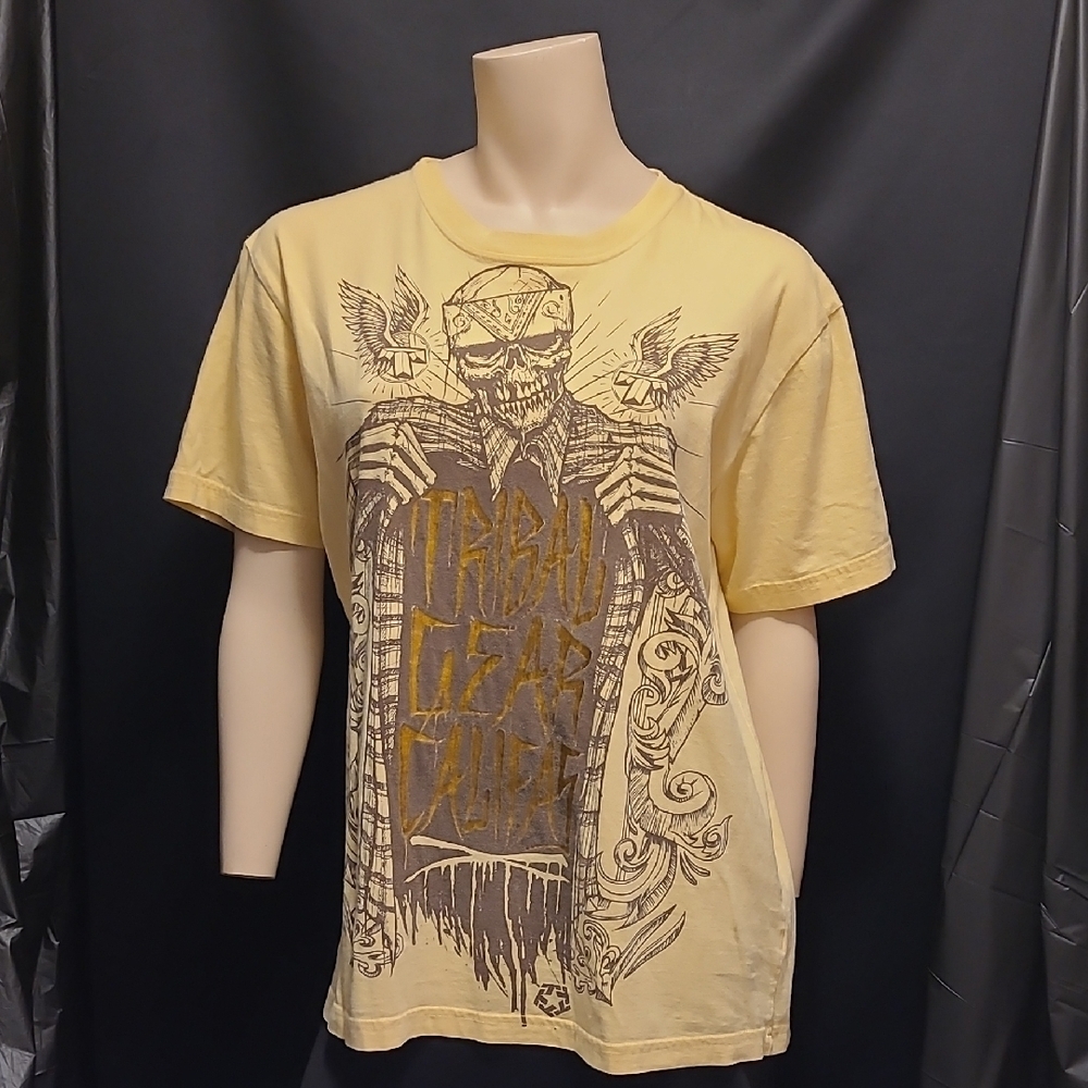 Vtg Tribal Gear T-Shirt Y2K Streetwear Graffiti Skull Conart Size M
